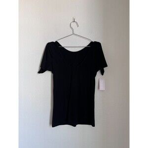 Numi The Semi-Fitted Undershirt in Black Size LARGE NEW!